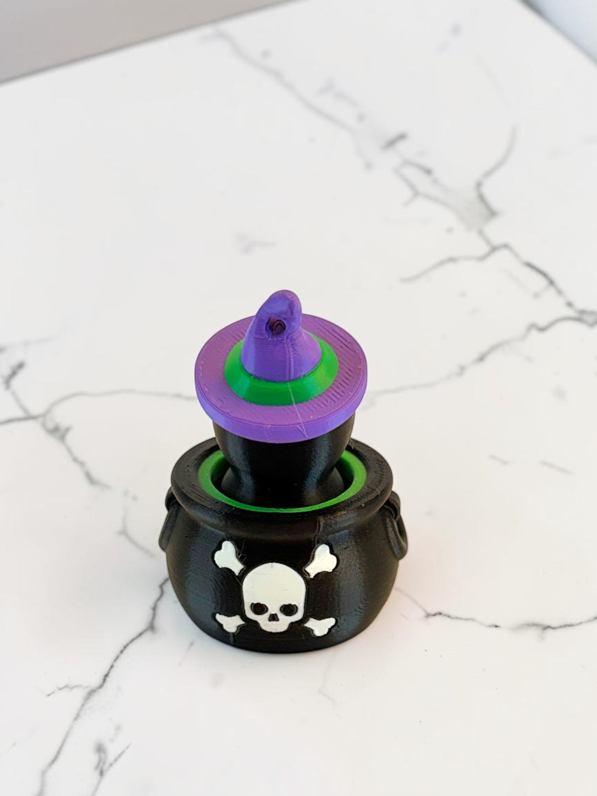 Peekaboo Crow Cauldron – 3D Printed Halloween Fidget Clicker Keychain