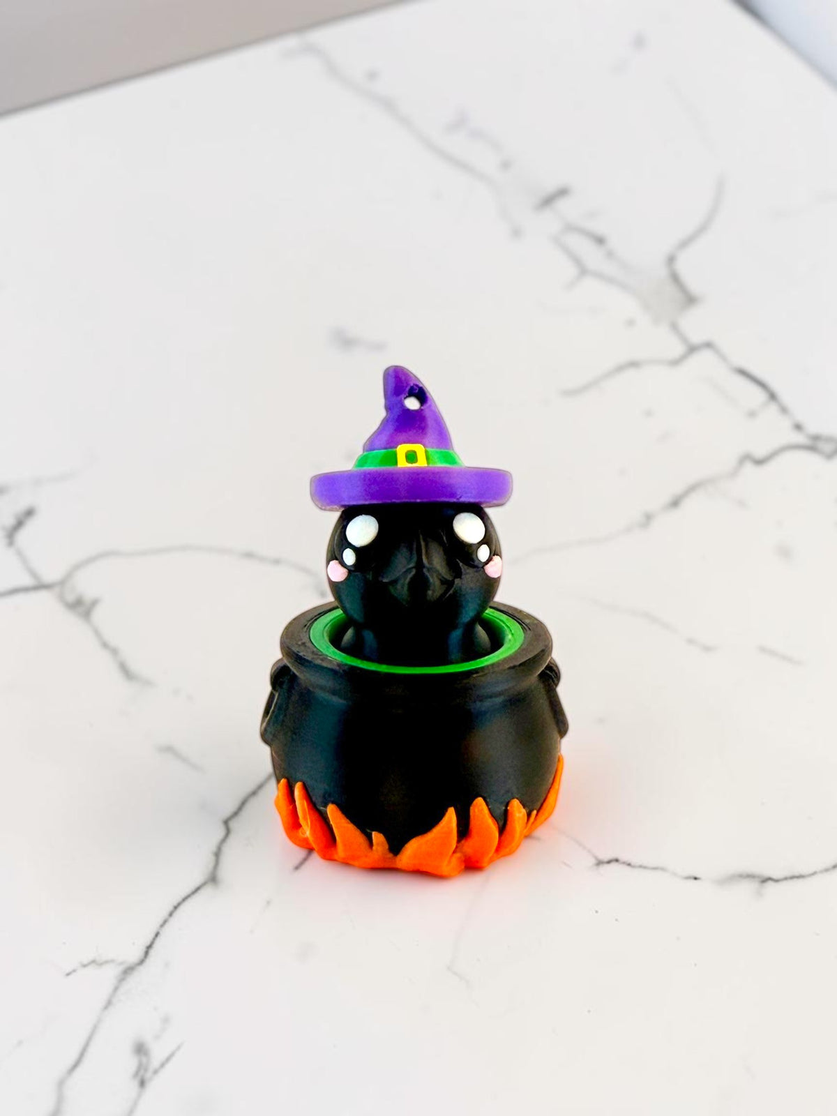 Peekaboo Bonfire Crow Cauldron – 3D Printed Halloween Fidget Clicker Keychain